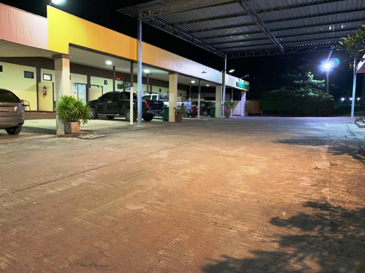 Garden Place Phetchabun Eksteriør bilde