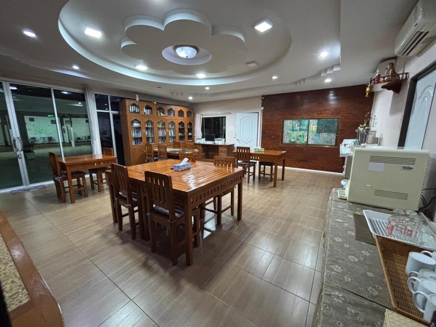 Garden Place Phetchabun Eksteriør bilde